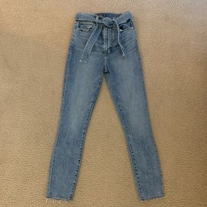 A&F Ultra High Rise Super Skinny Ankle Jean